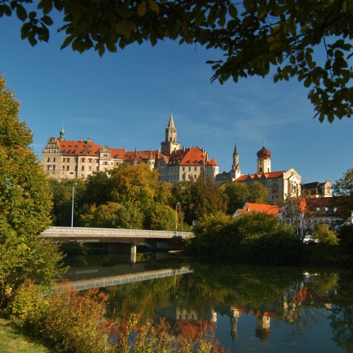 Dorpje vanaf de Donau