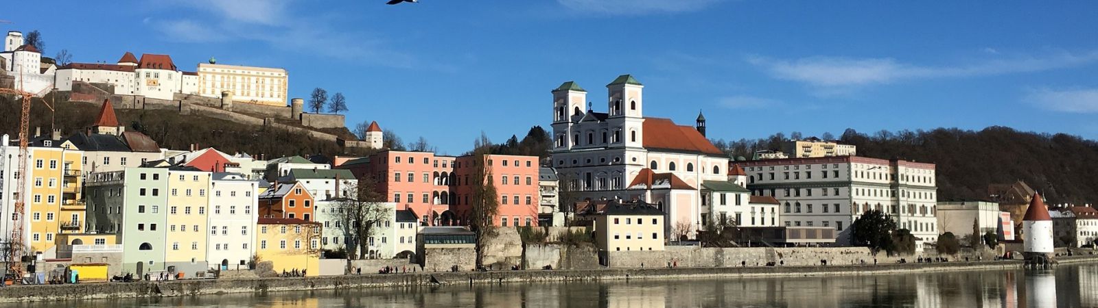 Passau aan de oever